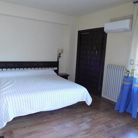 Hotel Restaurante Las Galias Суэра Экстерьер фото