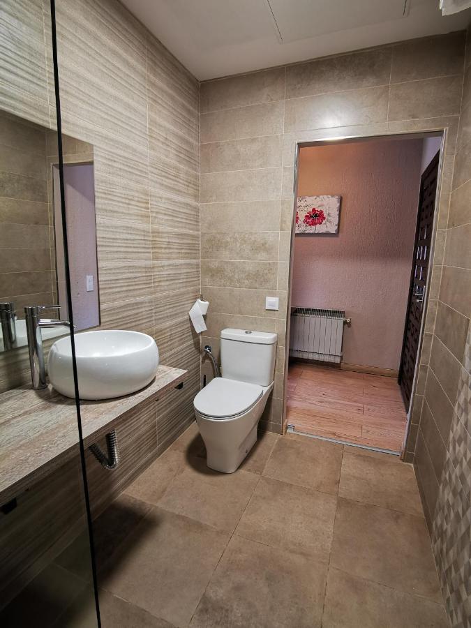 Hotel Restaurante Las Galias Суэра Экстерьер фото