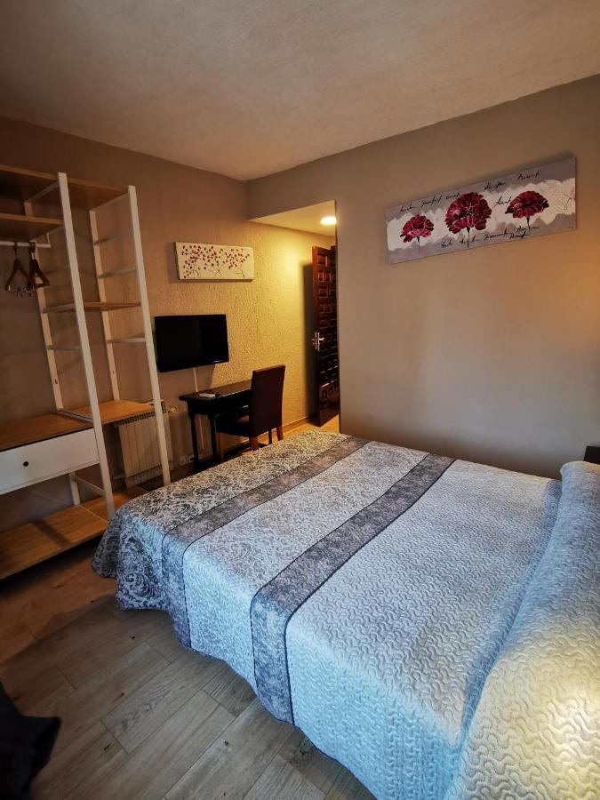 Hotel Restaurante Las Galias Суэра Экстерьер фото